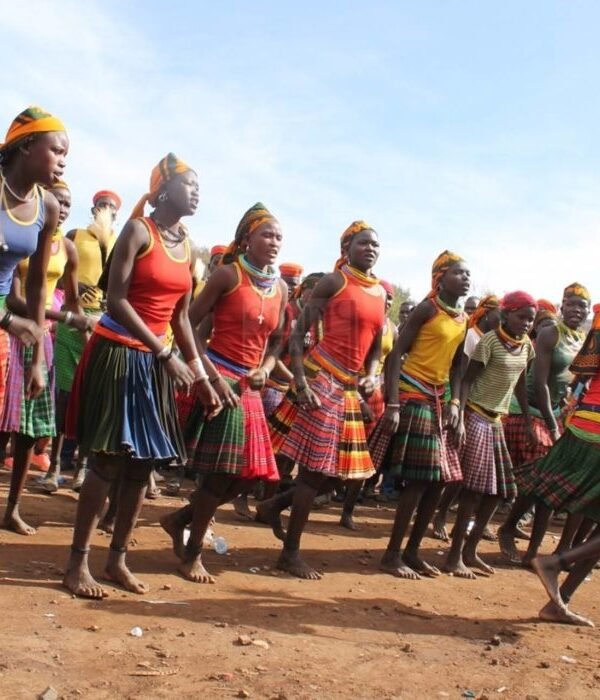 Karamoja_lady-400×350@2x